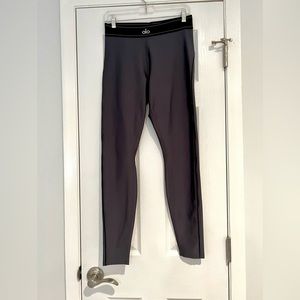 Women’s ALO Leggings